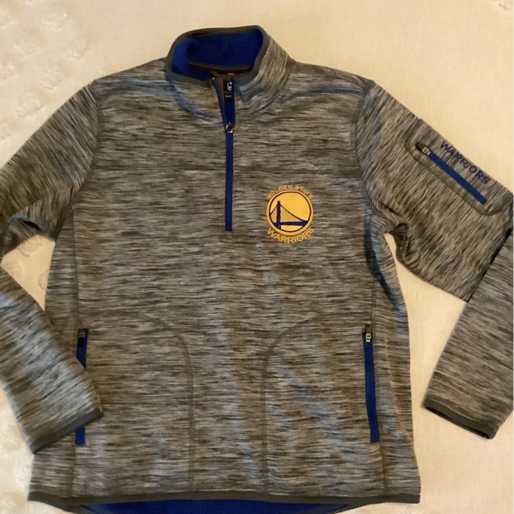 NBA Sports by Carl Banks 1/4 zipper Golden State Warriors sweatshirt-SZ L
M2